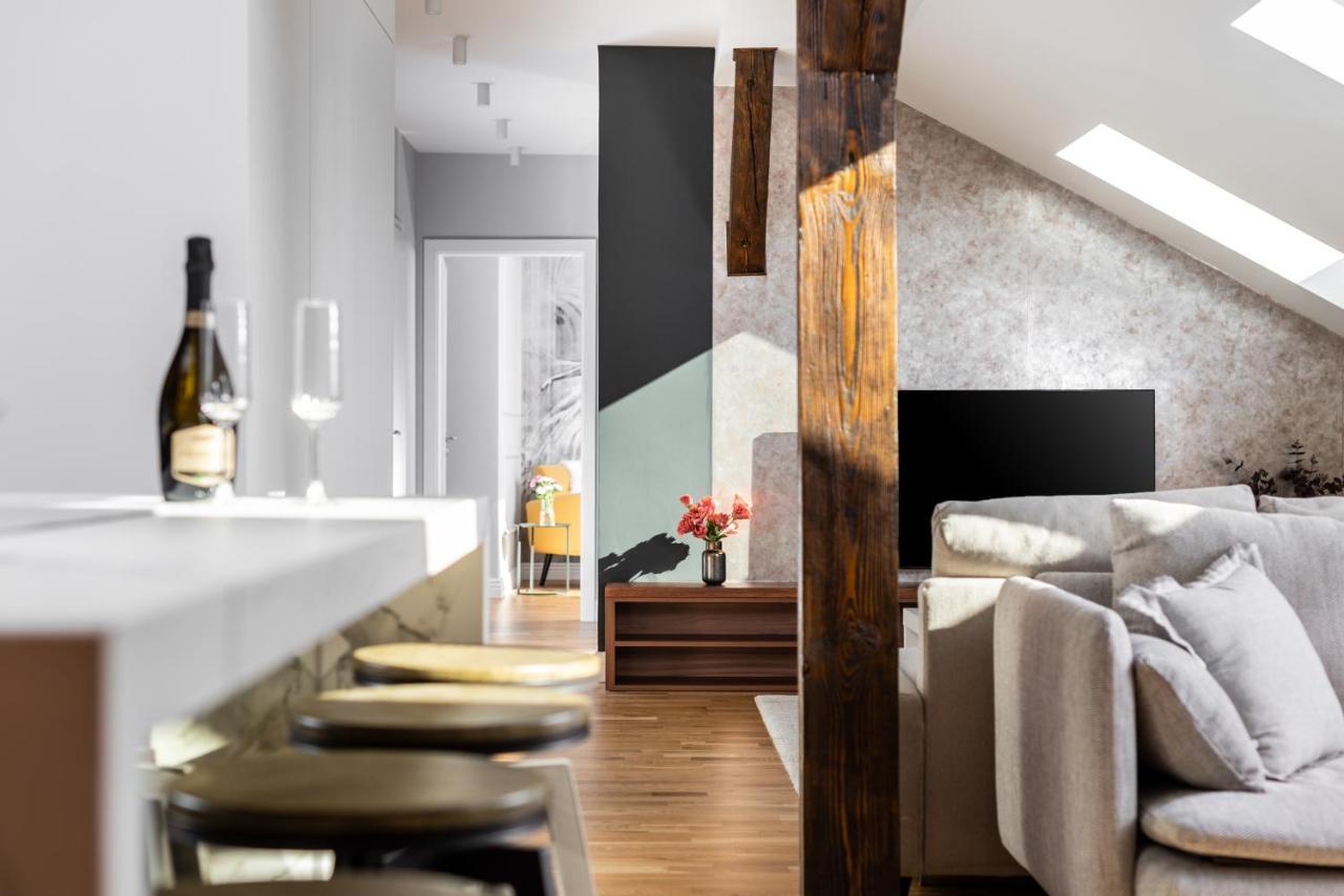 Riverside Premium Class Apartment - By Upstairs Cracovie Extérieur photo